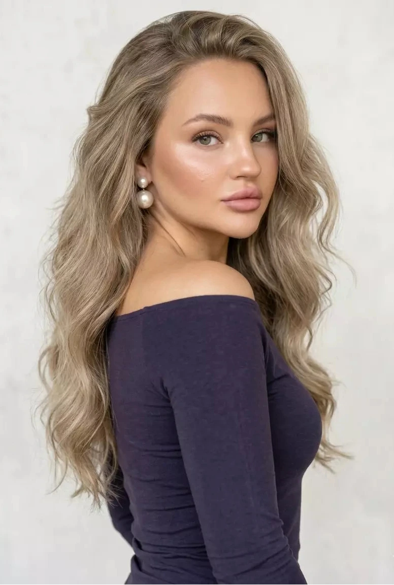Emily R.